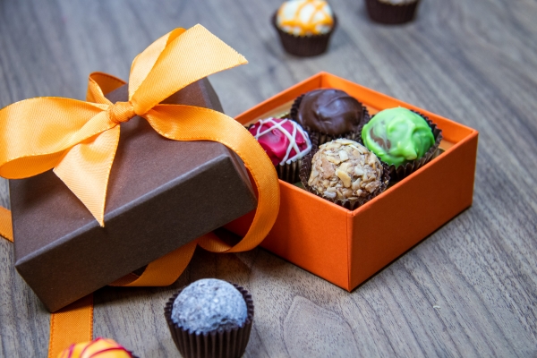 Geschenkbox mit 4 Pralinen  45g